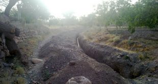 انسداد ۵ ماهه تنها مسیر ماشین رو روستای قدیم