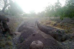 انسداد ۵ ماهه تنها مسیر ماشین رو روستای قدیم