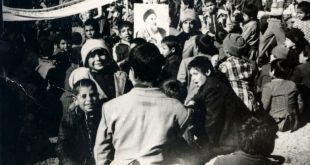 تصاویری از راهپیمایی مردم فردوس روزهای انقلاب۵۷