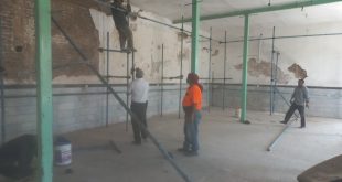 نصب داربست جهت مرمت مسجد قدیم